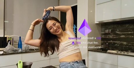 Zumi hd actress image