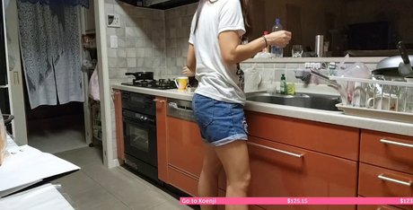 big tits young onlyfans free naked pic