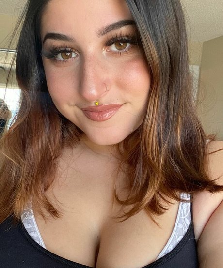 Zucchini pornographic actress pics