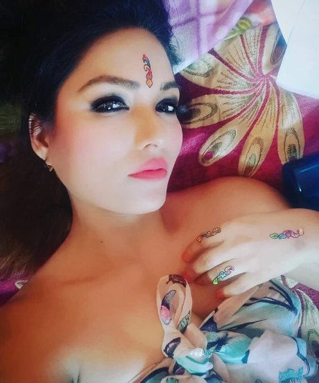 Zoya Rathore pornstar pretty photos