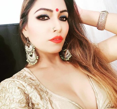 Zoya Rathore exclusive star archive