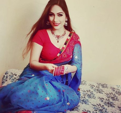 Zoya Rathore perfect model galleries