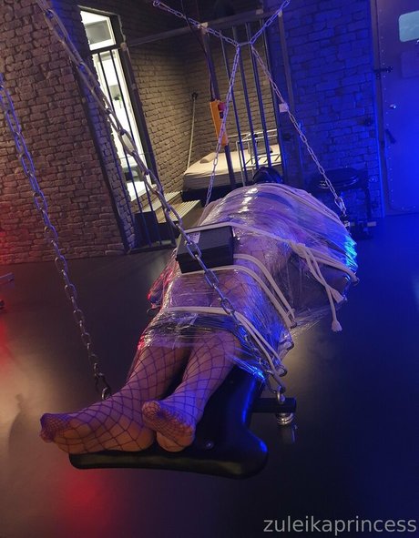 zuleikaprincess erotic pornstar img