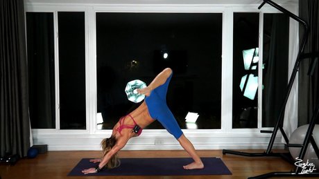 Zuzka Light star free pic