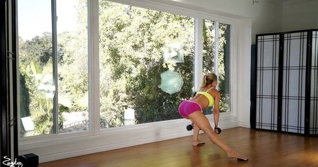 Zuzka Light Profile pic