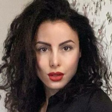 Abigail Abton model exclusive image