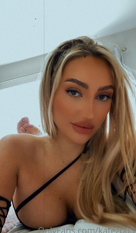 Katezb03 pornstar hot pics