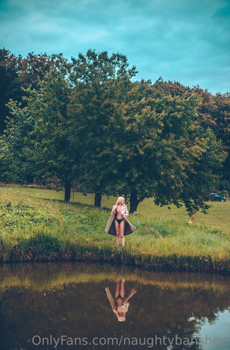 Naughtybanshee sexy star pics
