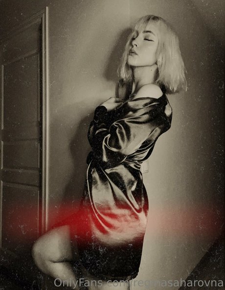 Regina Sahar star pretty images