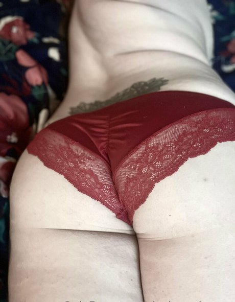 Alaska Princess sexy model image