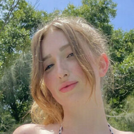 Lille model exclusive pic