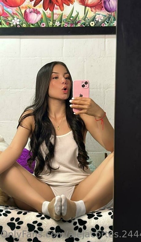 Alejandra Cortez naked star images
