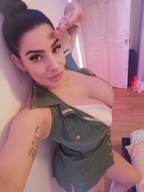 Alexa ddoficial exclusive model photos