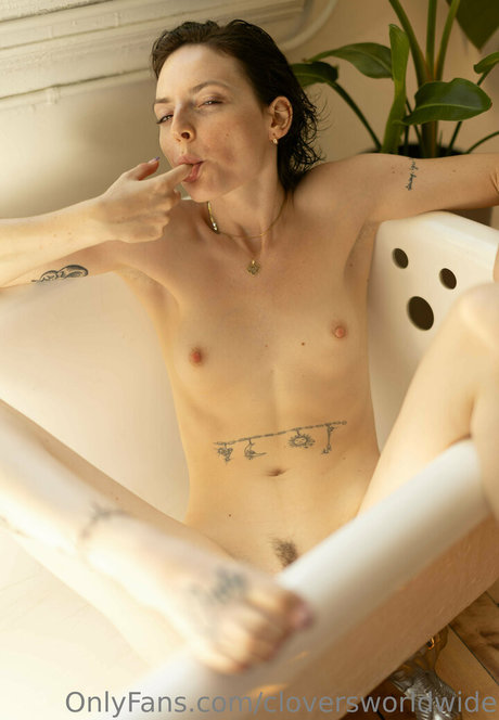 Cloversworldwide pornstar nude pictures