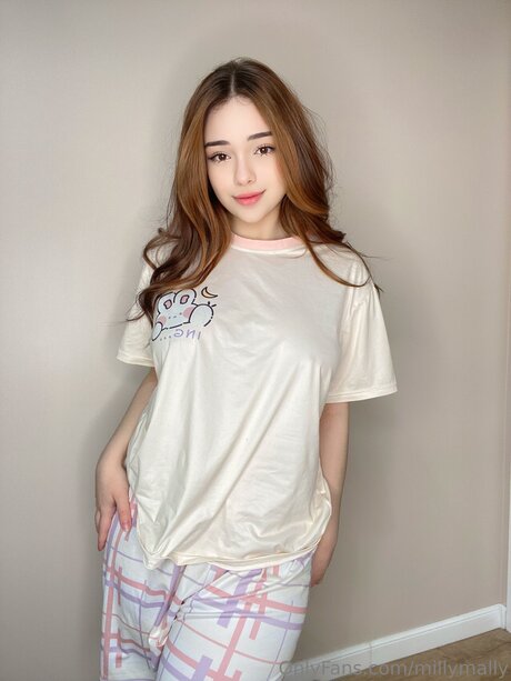 Millymally model sex image