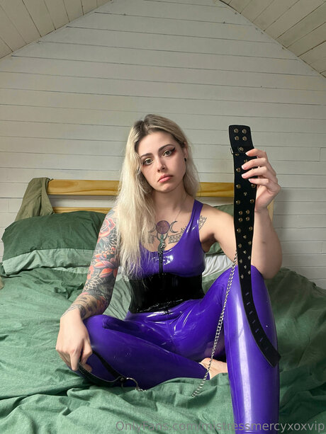 Mistressmercyxoxvip perfect model pics