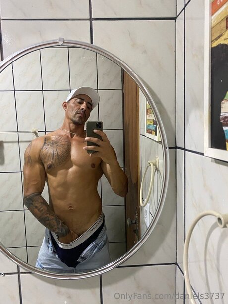 Daniels3737 exclusive model images