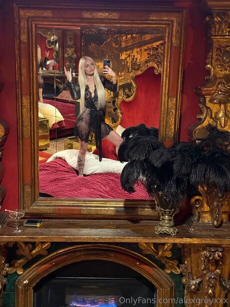 Alexgreyxxx top actress pics