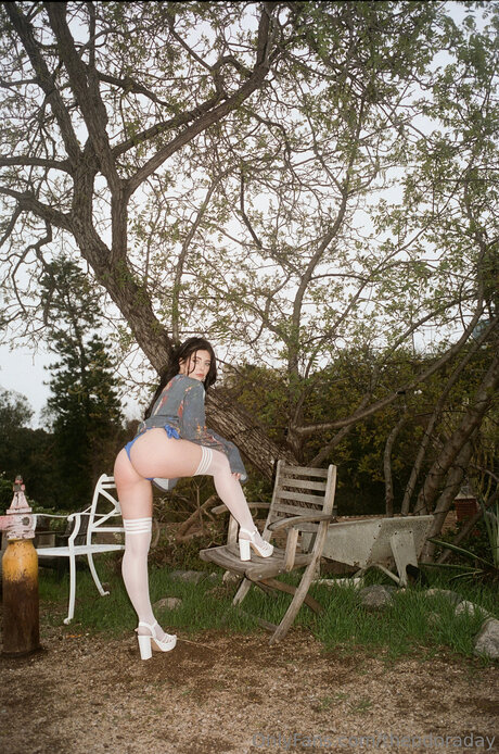 Theodoraday exclusive model photos