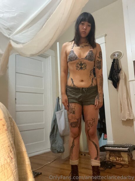 Annetteclaricedarby star nudes photos