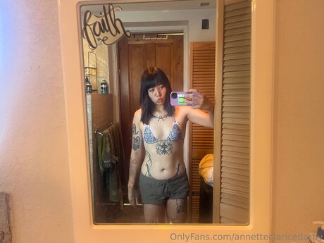 Annetteclaricedarby sexy model photos