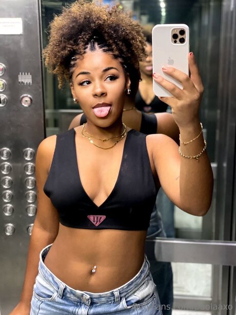 Paolaaxo porn star images