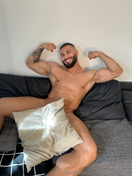 Brockmagnus model erotic galleries