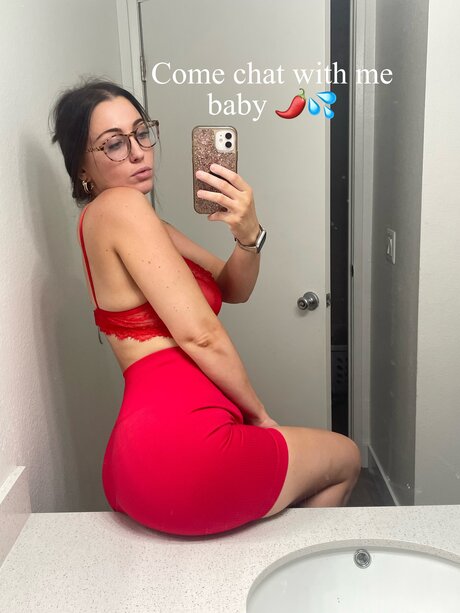 Dakotahblue hd actress photo