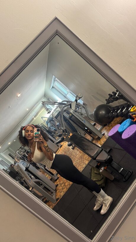 Zoeyxsinn model free galleries