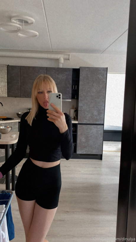 Dinulya best actress images