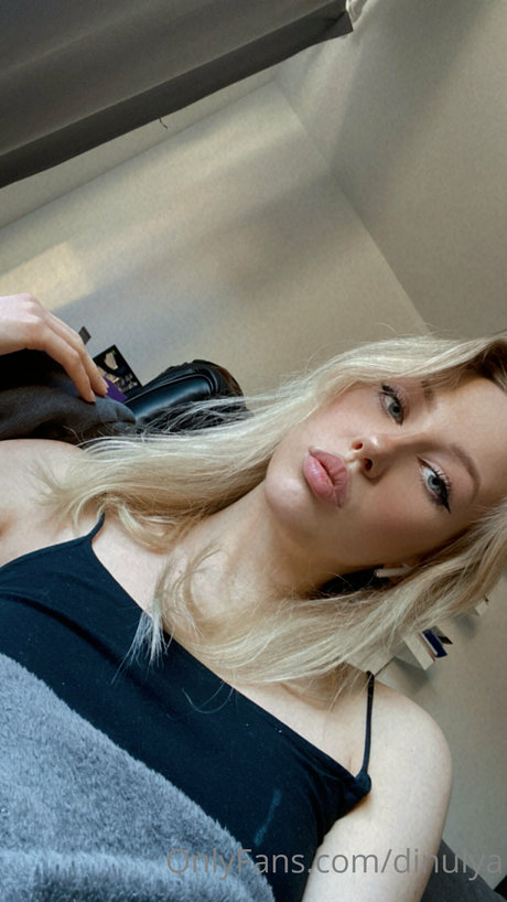 Dinulya best pornstar pic