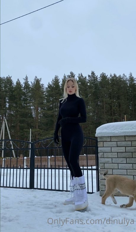 Dinulya model free pics