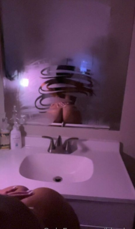 Koryanna Beavers star hot photos