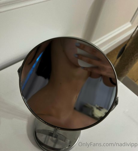 Nadi Va pornstar adult picture