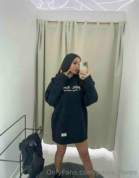 Paula Flores exclusive model pictures