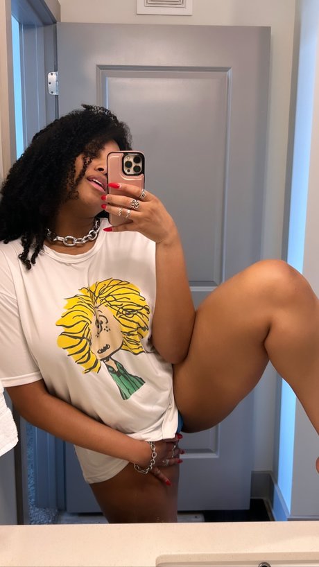 Yagurlbubblez top star images