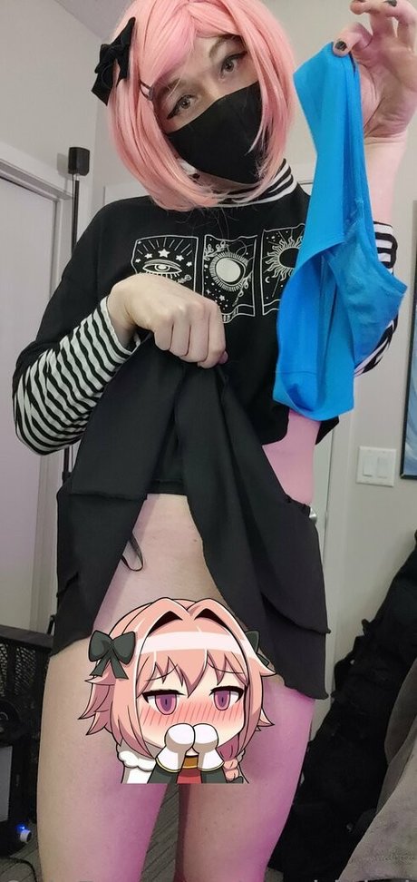 zombiebait24 pretty model photo