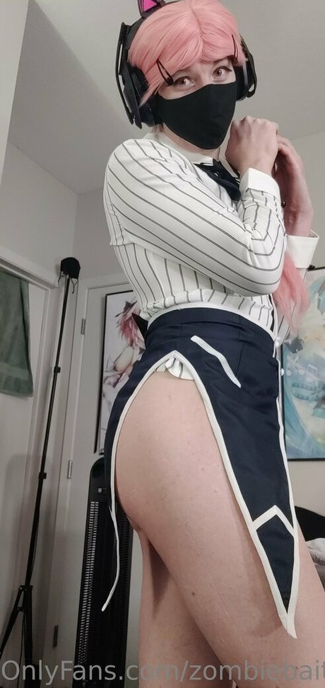 zombiebait24 star naked photos