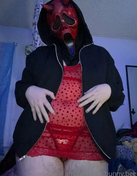 zomcel sexy pornstar image