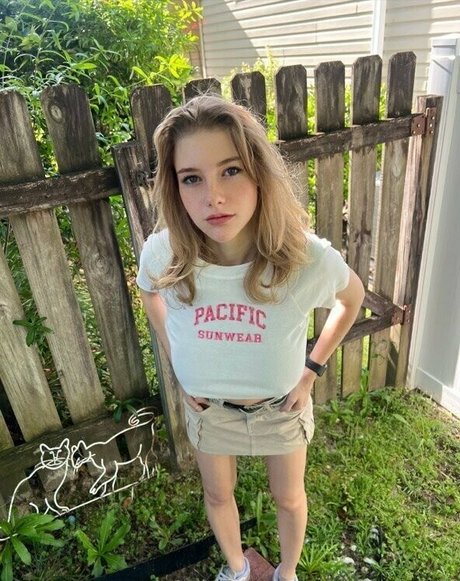 zooemoore adult actress archive