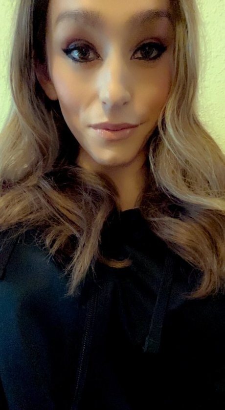 Zoey Taylor hot pornstar image