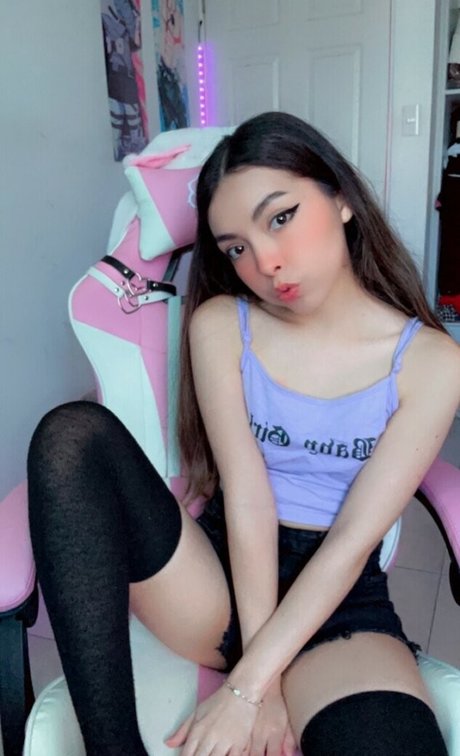 zoey nyu art pornstar image