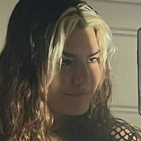 Zoey lynnn beautiful actress archive