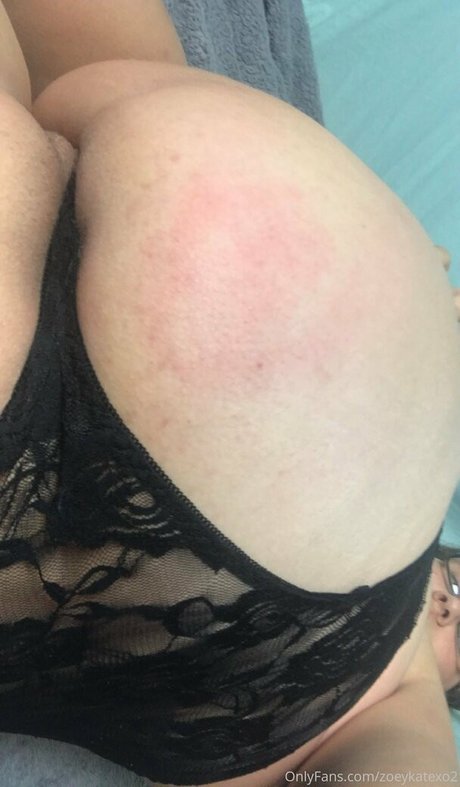 zoeykatexo2 star adult photo