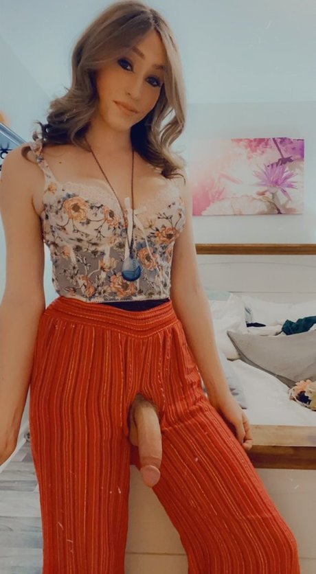 Zoeyt123 hot star img