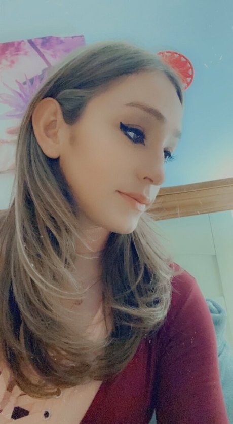 Zoeyt123 model naked pics