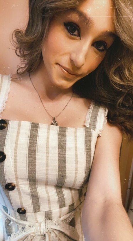 Zoeyt123 pornstar erotic pic