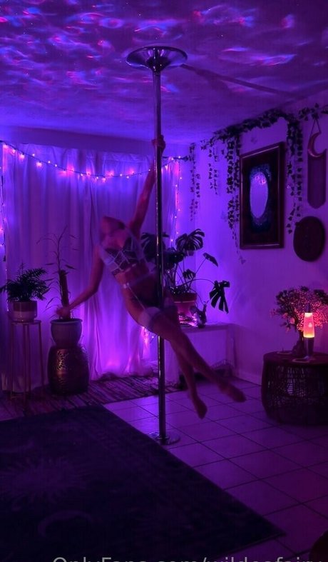 Emerald Wildea nude star pic