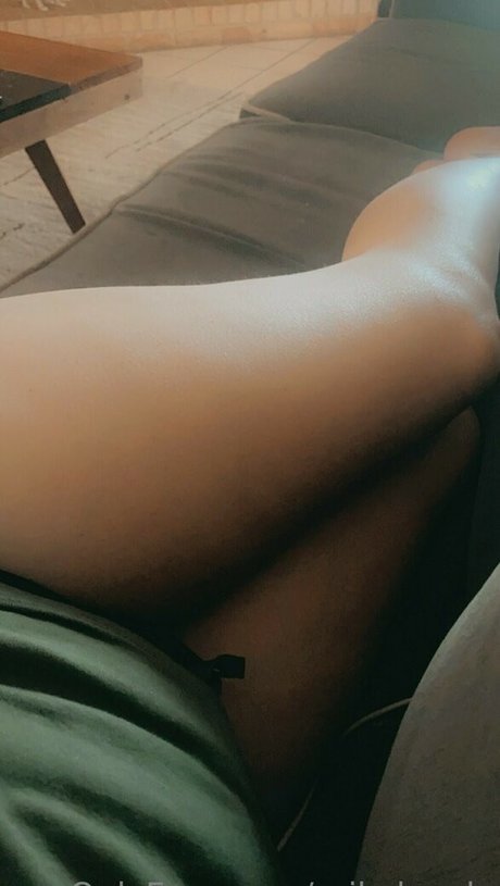 Erikalovely exclusive actress photos