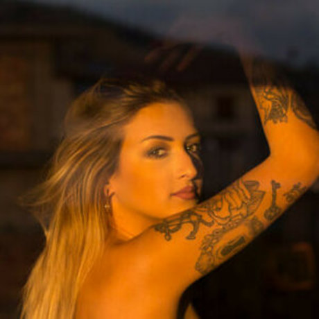 Gritypster pretty pornstar image